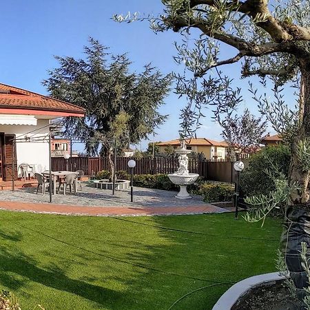 Casa Vacanze Volpe Dell'Etna Nicolosi Bagian luar foto