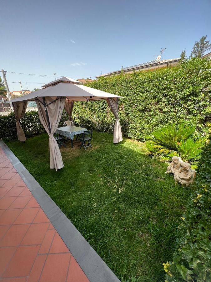 Casa Vacanze Volpe Dell'Etna Nicolosi Bagian luar foto