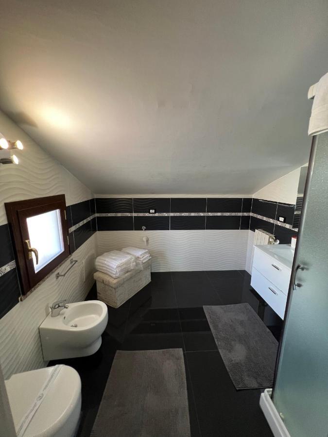 Casa Vacanze Volpe Dell'Etna Nicolosi Bagian luar foto