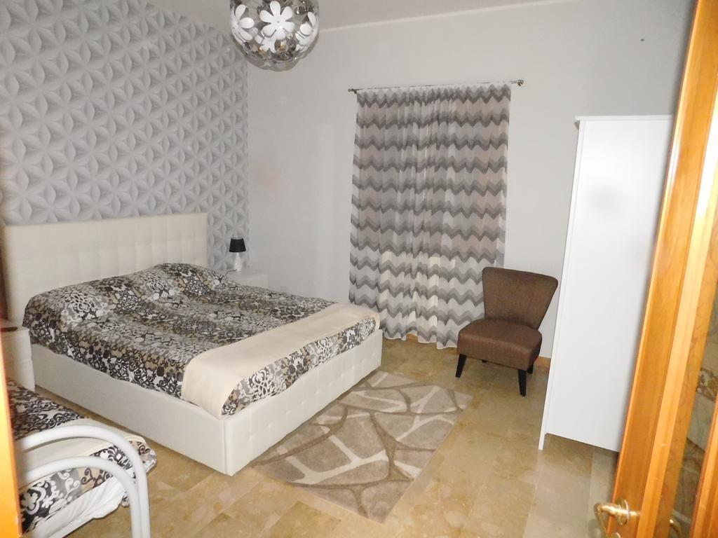 Casa Vacanze Volpe Dell'Etna Nicolosi Bagian luar foto